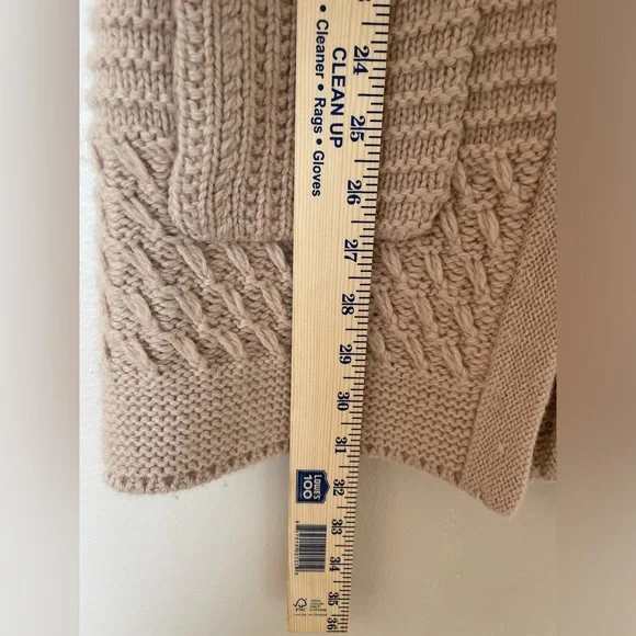 ANN TAYLOR Chunky Tan Fur Shoulder Long Oversized Sweater Vest Size XXS - Picture 10 of 12